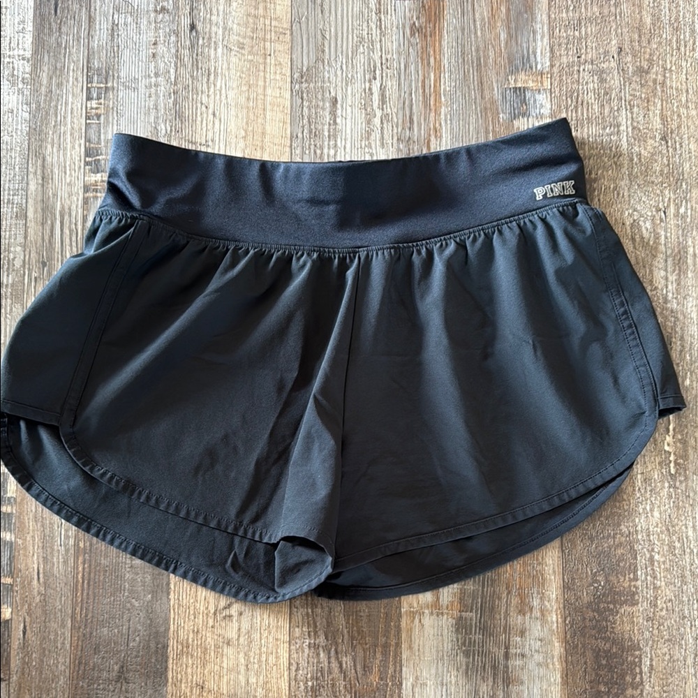 PINK Victoria's Secret Women's Black Shorts size M